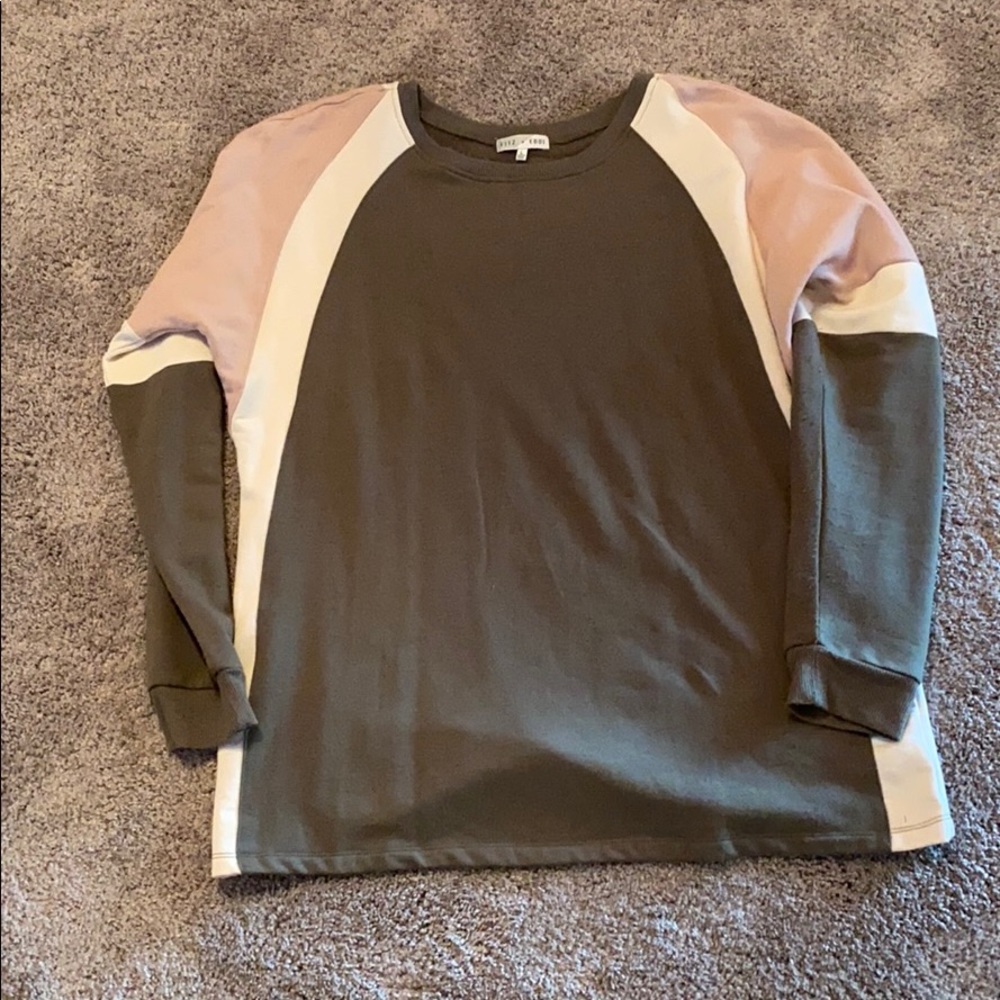 Fitz + Eddi olive green/ blush/ cream sweater